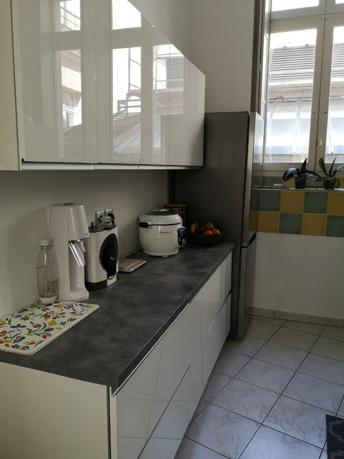 Appartement De 105M2, Balcon Sur Cours De La Republique Narbonne Exterior foto
